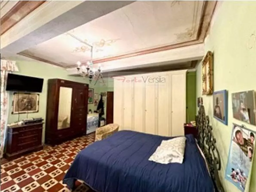 Immagine 13 di Villa in vendita  a Castiglione Di Garfagnana