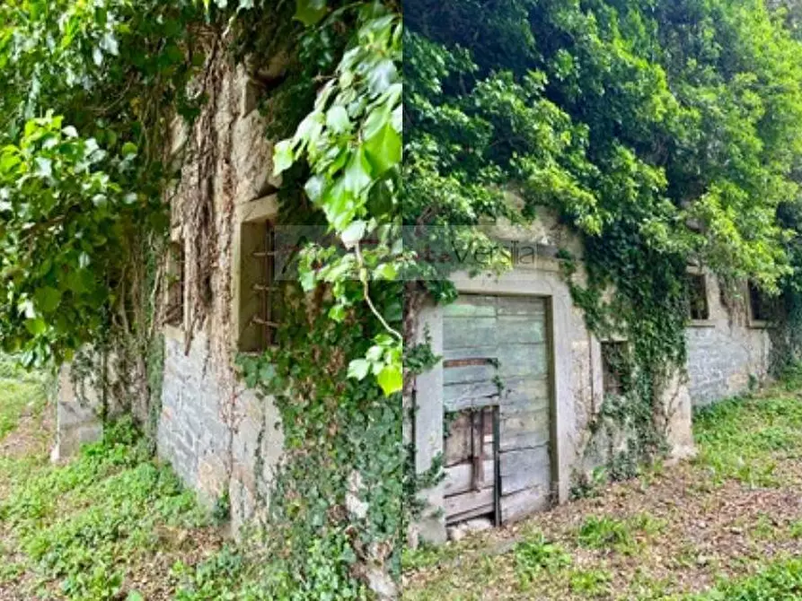 Immagine 24 di Villa in vendita  a Castiglione Di Garfagnana