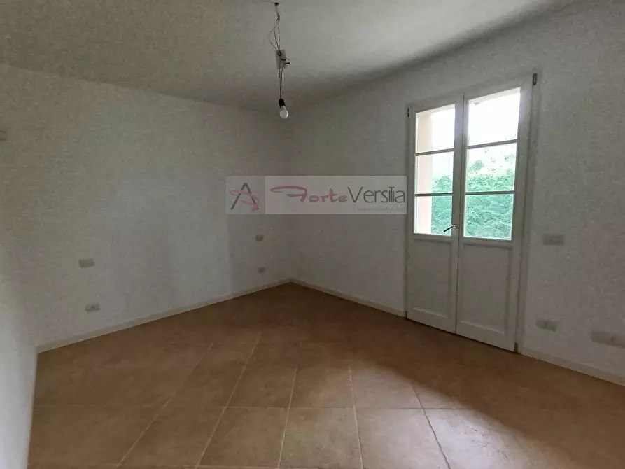 Immagine 11 di Villa in vendita  a Pietrasanta