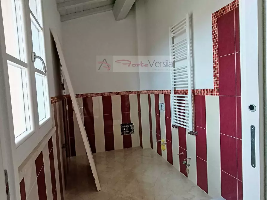 Immagine 20 di Villa in vendita  a Pietrasanta