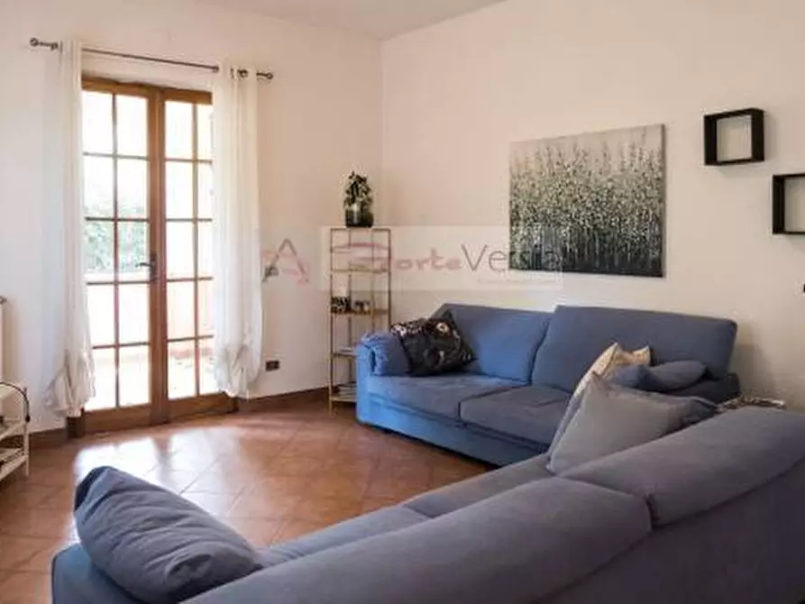 Immagine 2 di Villa   a Massa