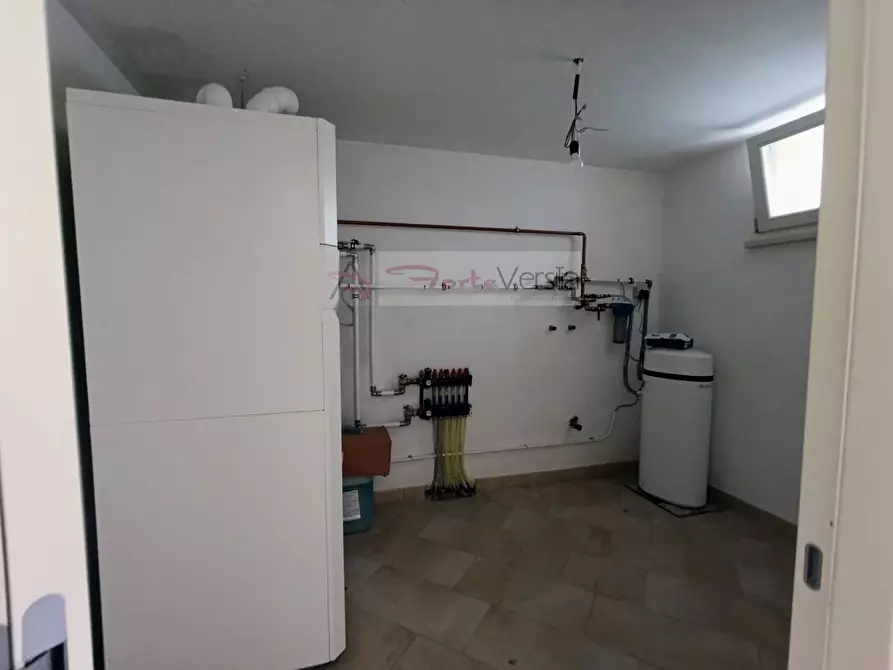 Immagine 33 di Villa in vendita  a Pietrasanta