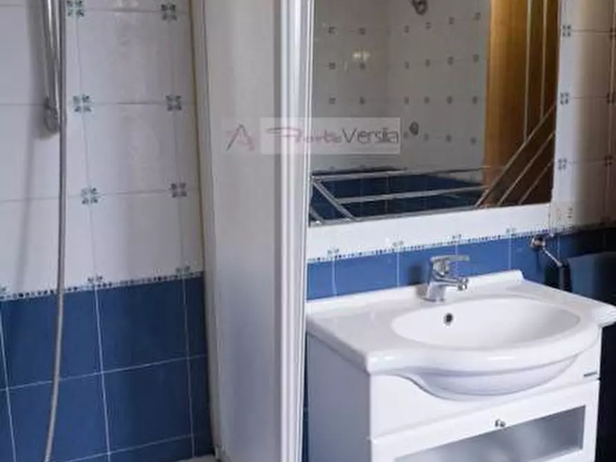 Immagine 6 di Villa   a Massa