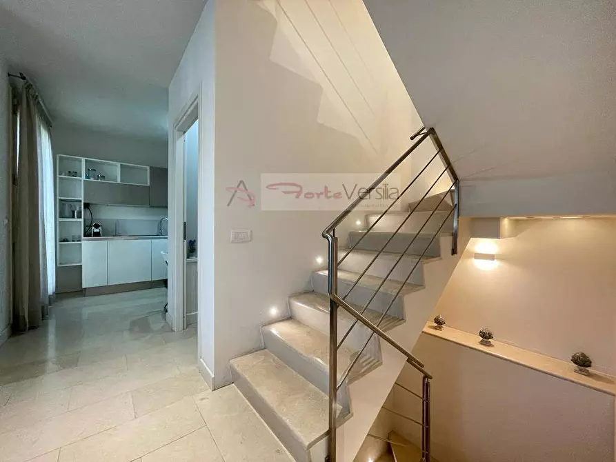 Immagine 10 di Casa indipendente in affitto  a Forte Dei Marmi