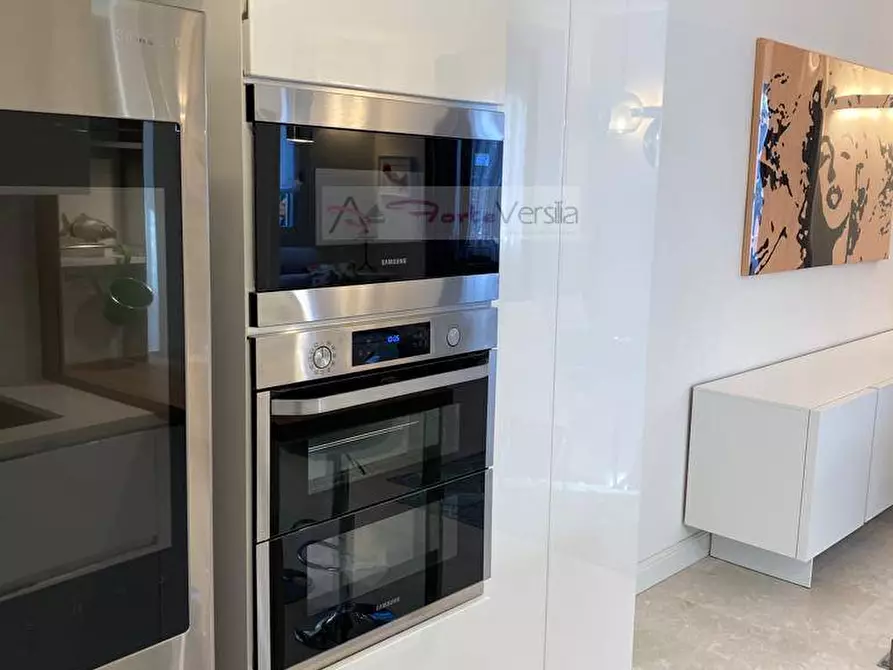 Immagine 11 di Villa in affitto  a Forte Dei Marmi