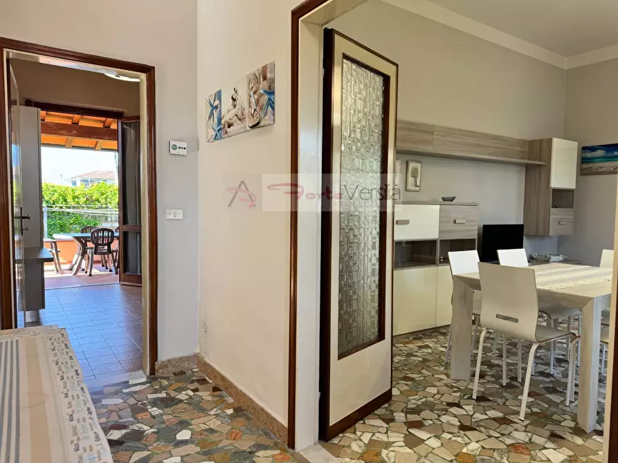 Immagine 4 di Villa in vendita  a Pietrasanta