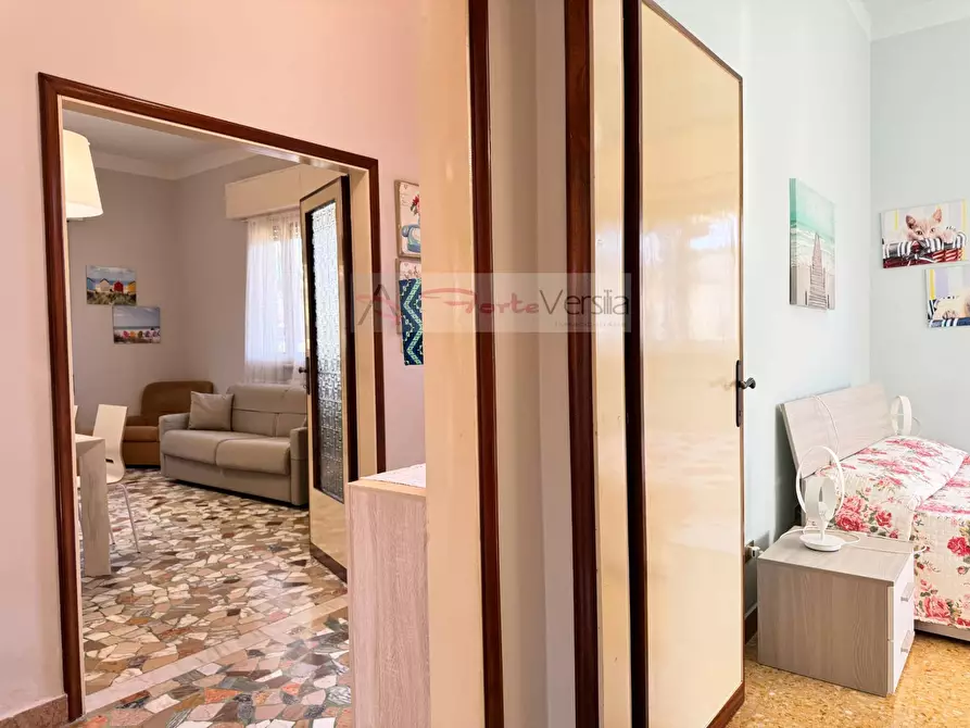 Immagine 38 di Villa in vendita  a Pietrasanta