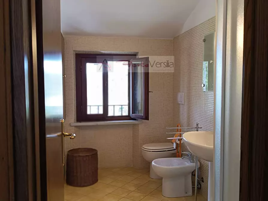 Immagine 24 di Villa in vendita  a Pietrasanta