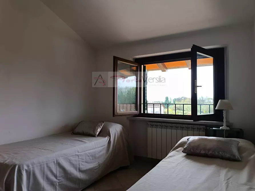 Immagine 34 di Villa in vendita  a Pietrasanta