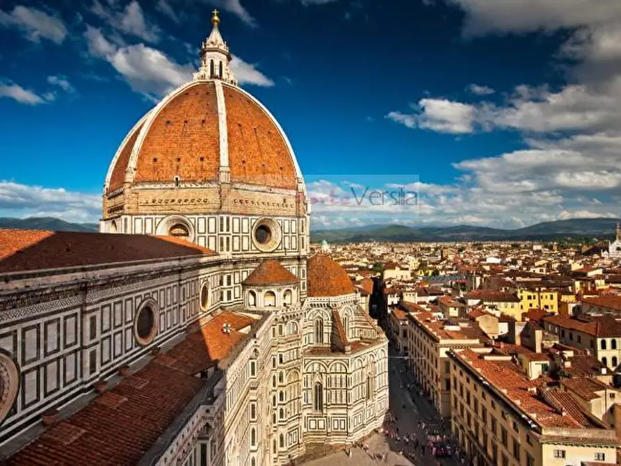 Immagine 7 di Locale commerciale in vendita  a Firenze