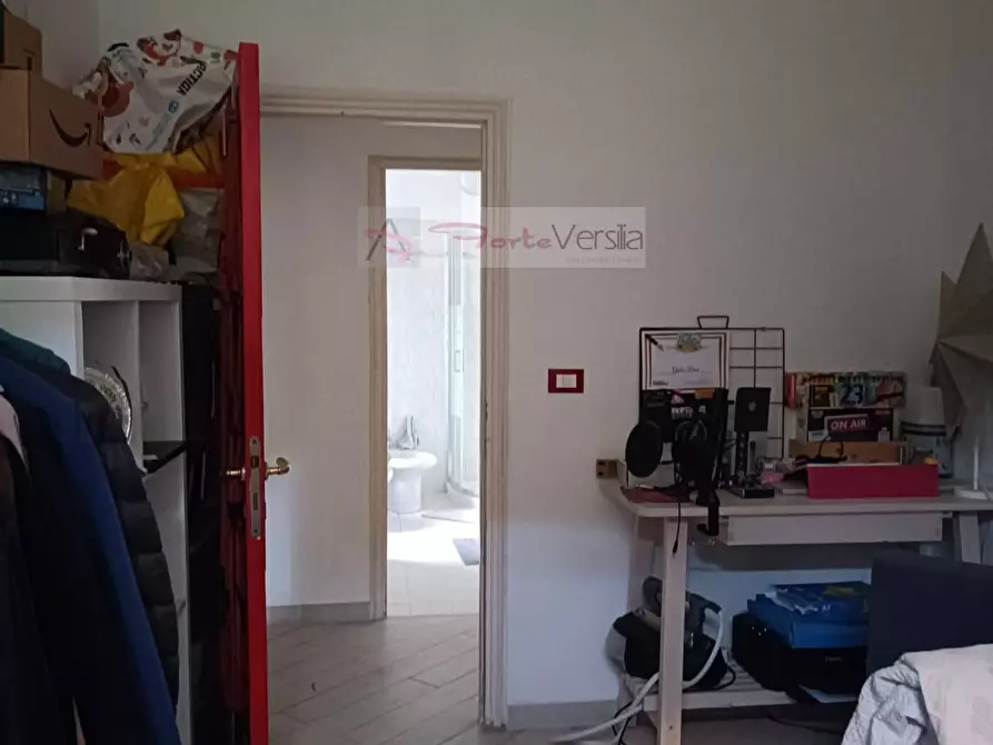 Immagine 7 di Appartamento in vendita  a Montignoso