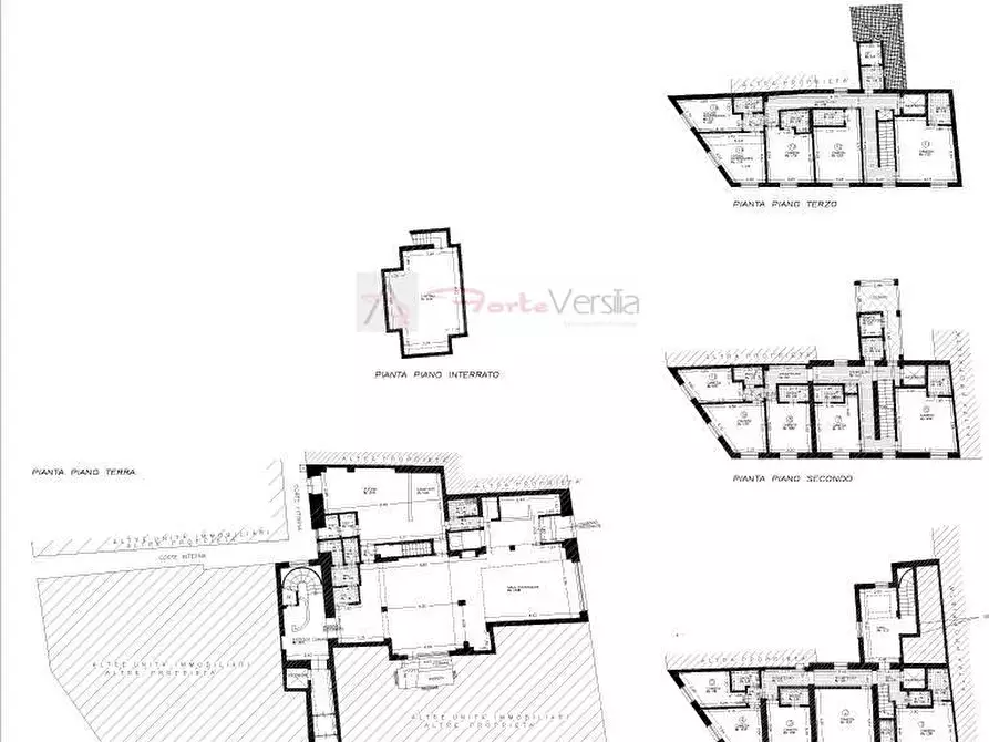 Immagine 59 di Albergo/B&B/Residence in vendita  a Camaiore