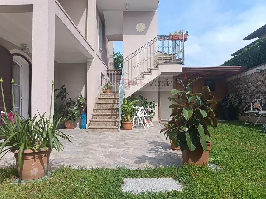 Immagine 41 di Appartamento in vendita  a Seravezza