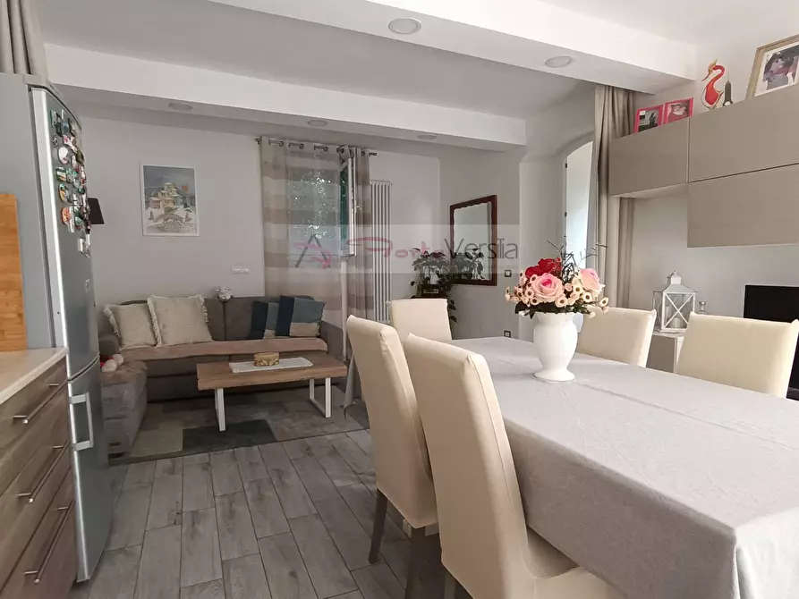 Immagine 9 di Appartamento in vendita  a Seravezza