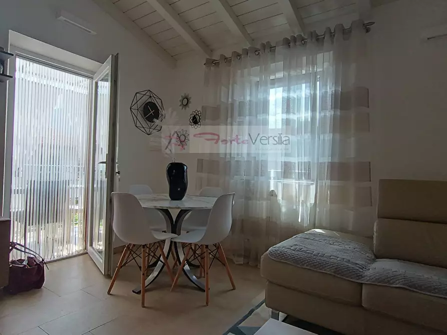 Immagine 19 di Appartamento in vendita  a Seravezza