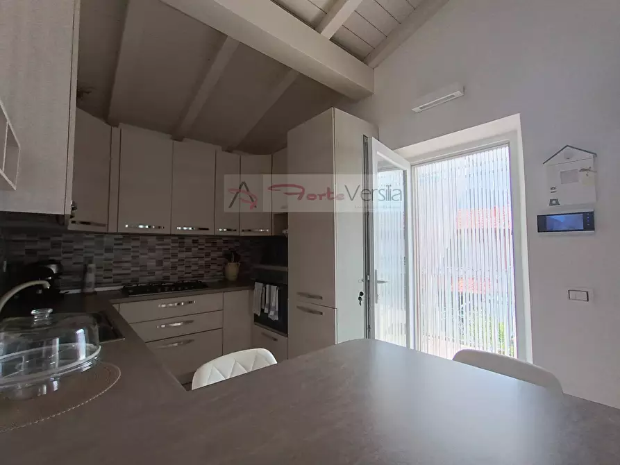 Immagine 26 di Appartamento in vendita  a Seravezza