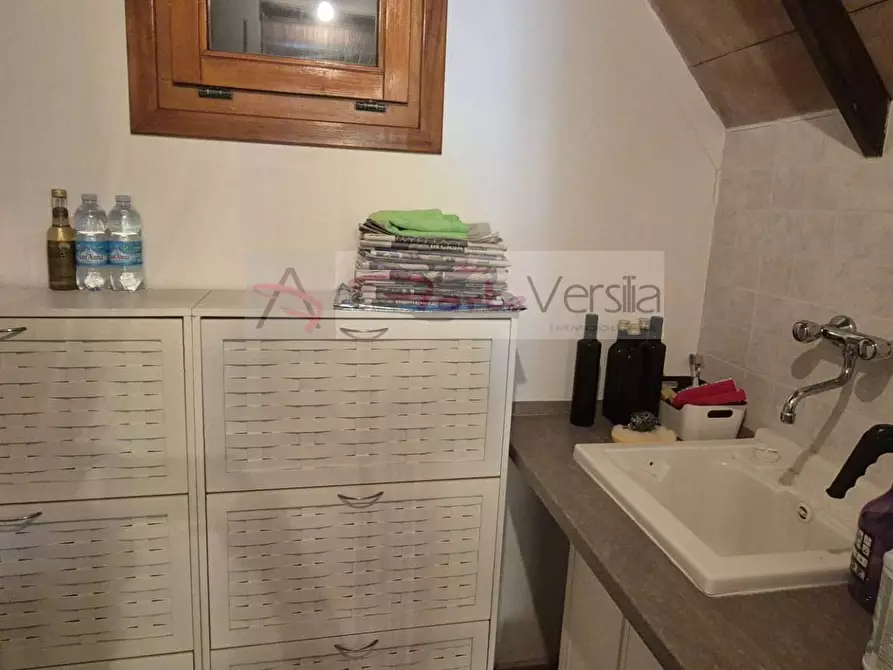 Immagine 35 di Villa in vendita  a Montignoso