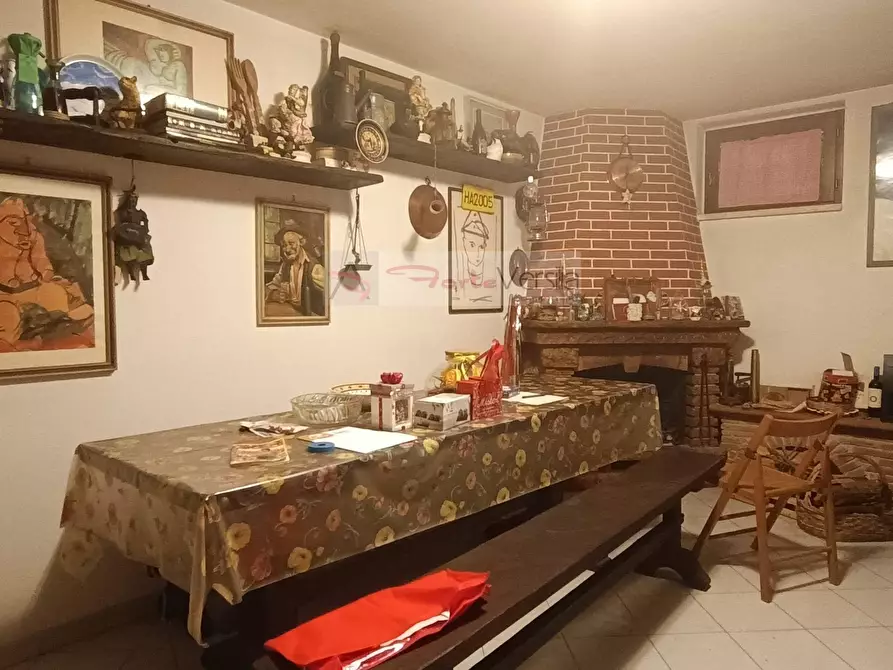 Immagine 10 di Villetta a schiera in vendita  a Massa