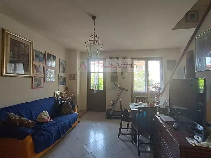 Immagine 3 di Villetta a schiera in vendita  a Massa