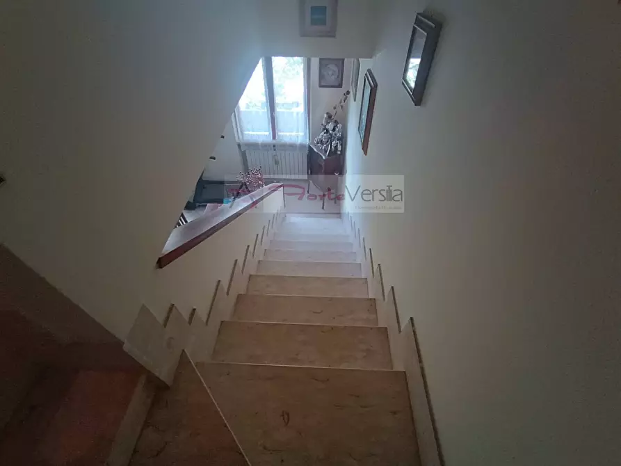 Immagine 21 di Villetta a schiera in vendita  a Massa