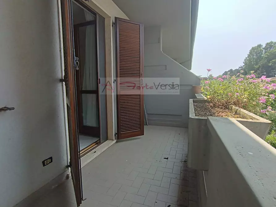 Immagine 24 di Villetta a schiera in vendita  a Massa