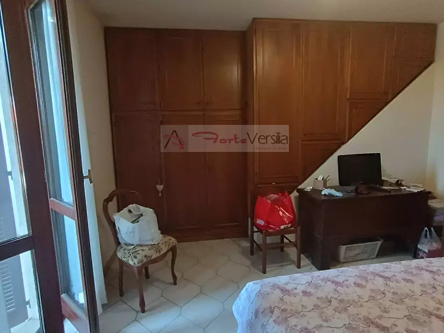 Immagine 27 di Villetta a schiera in vendita  a Massa