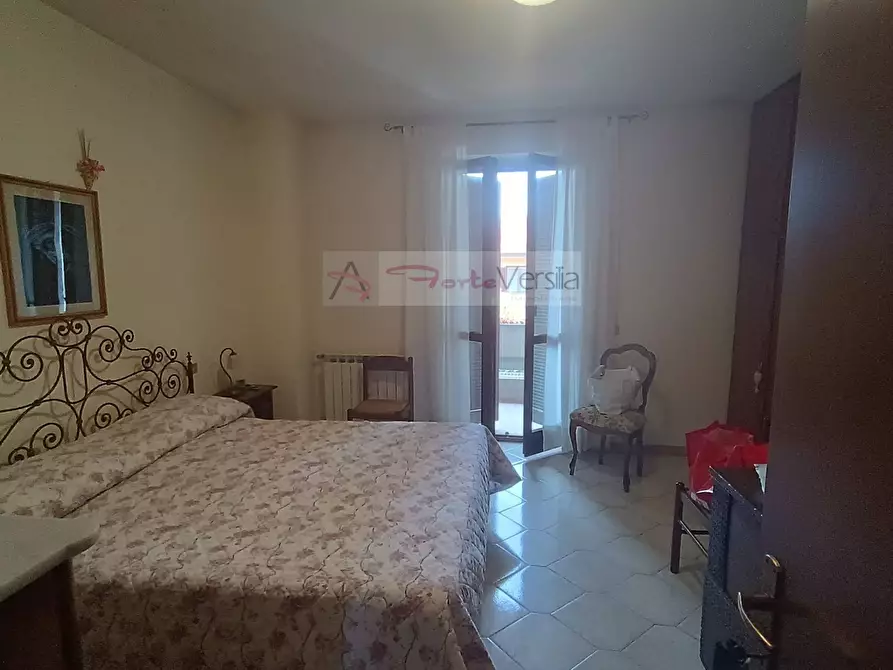 Immagine 29 di Villetta a schiera in vendita  a Massa