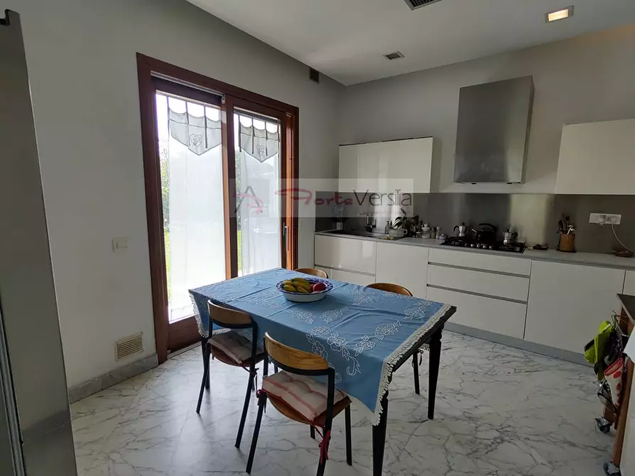 Immagine 41 di Villa in vendita  a San Romano In Garfagnana