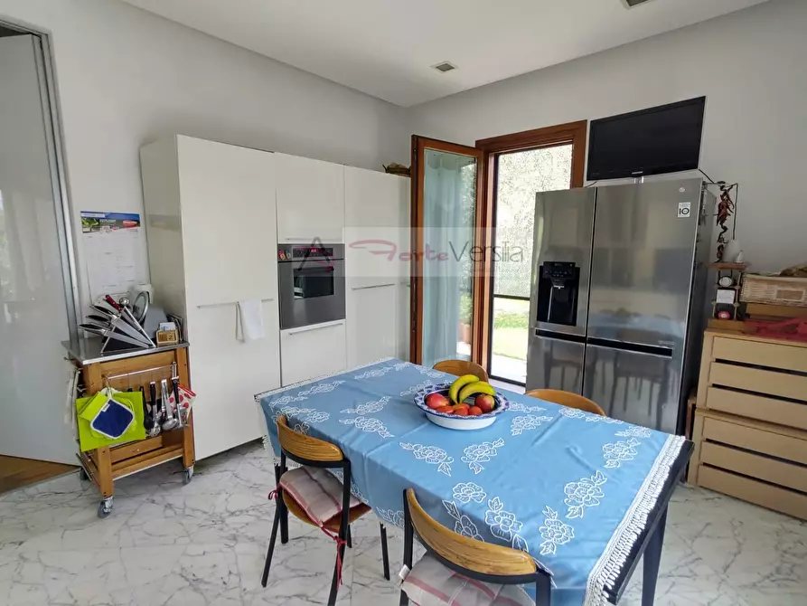 Immagine 43 di Villa in vendita  a San Romano In Garfagnana