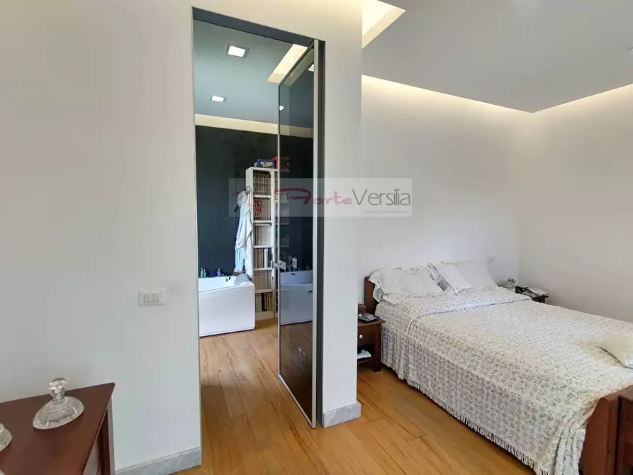 Immagine 33 di Villa in vendita  a San Romano In Garfagnana