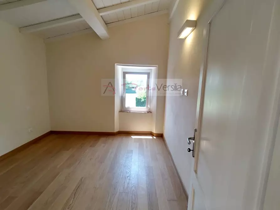 Immagine 23 di Casa indipendente in vendita  a Pietrasanta