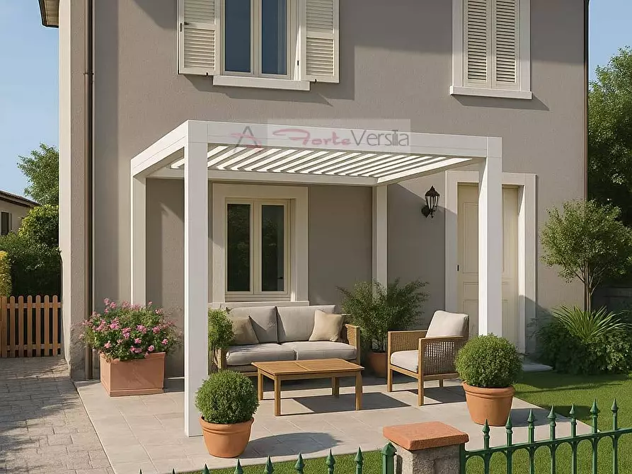 Immagine 2 di Villa   a Massa