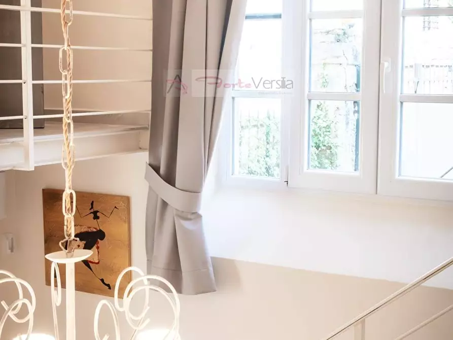 Immagine 6 di Loft/Open space in vendita  a Pietrasanta