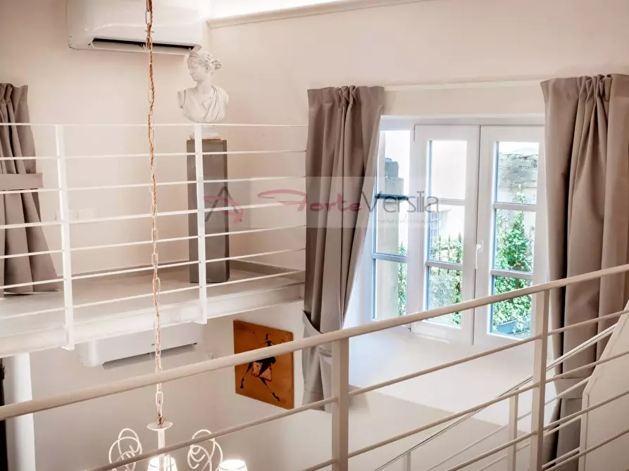 Immagine 4 di Loft/Open space in vendita  a Pietrasanta