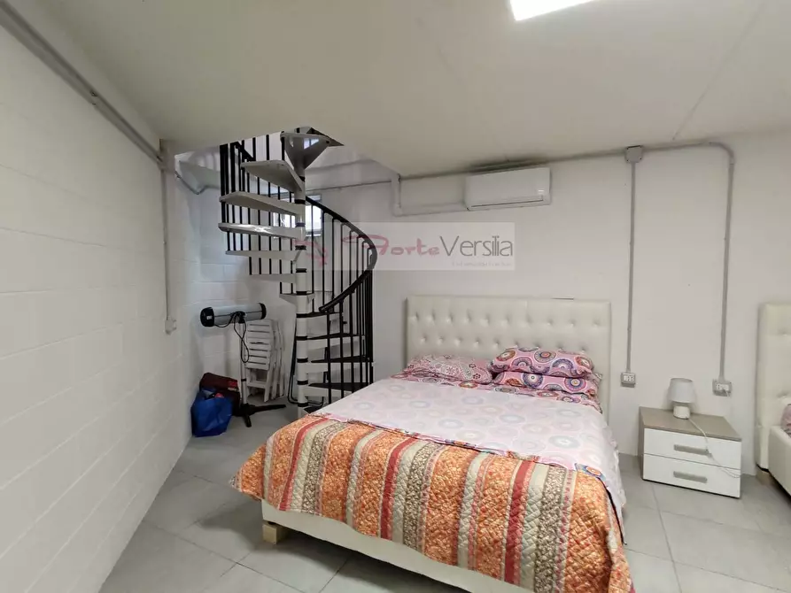 Immagine 14 di Appartamento in vendita  a Pietrasanta