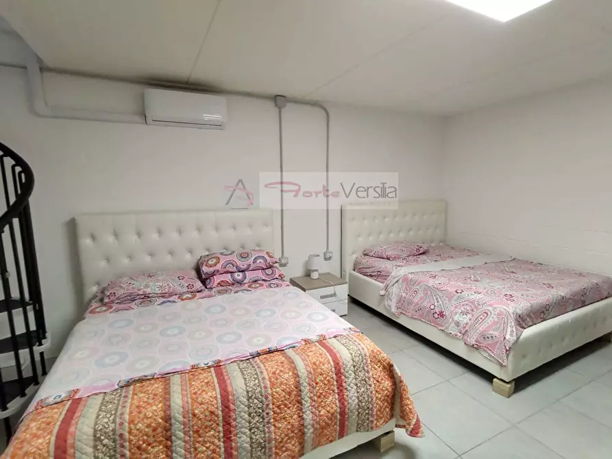 Immagine 15 di Appartamento in vendita  a Pietrasanta