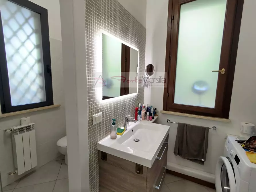 Immagine 8 di Appartamento in vendita  a Pietrasanta