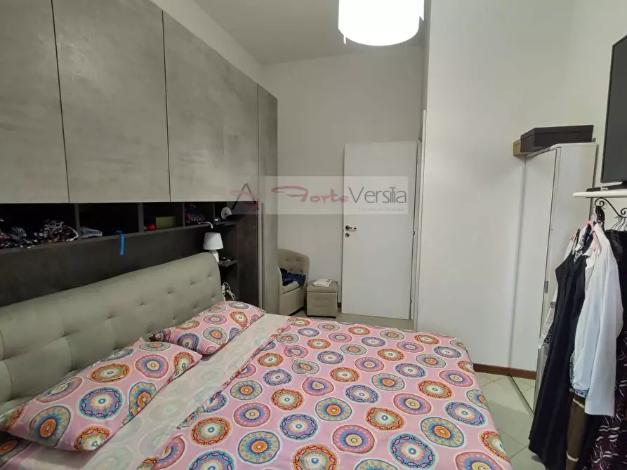 Immagine 12 di Appartamento in vendita  a Pietrasanta