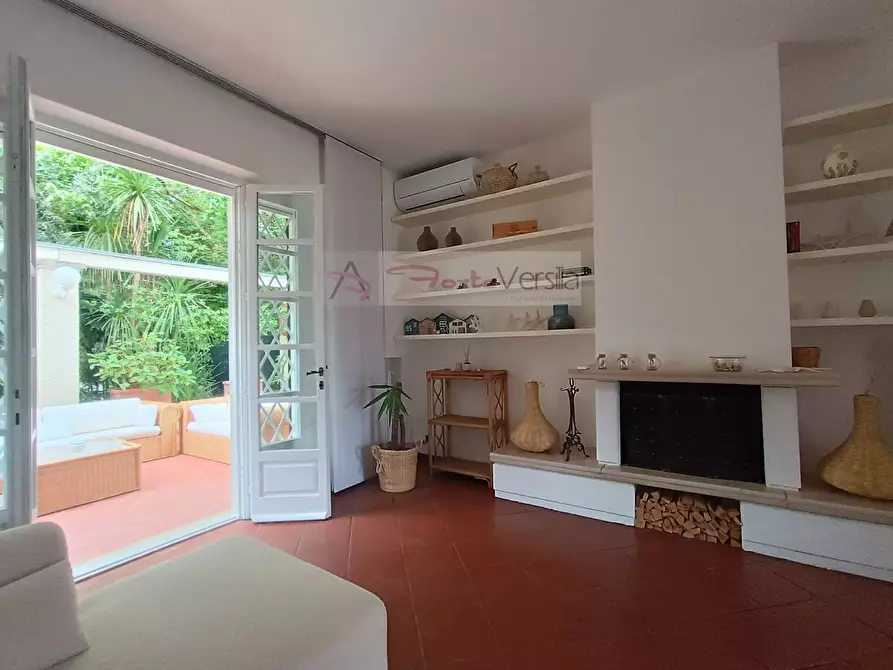 Immagine 3 di Villa in affitto  a Forte Dei Marmi