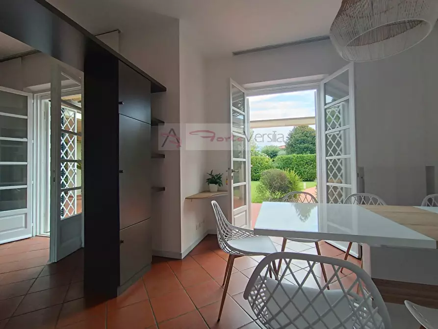 Immagine 6 di Villa in affitto  a Forte Dei Marmi