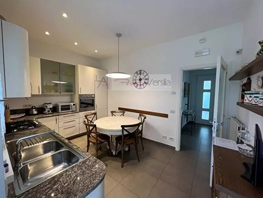 Immagine 8 di Villa in affitto  a Forte Dei Marmi