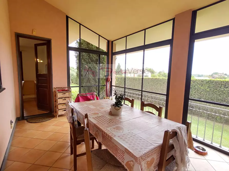 Immagine 9 di Villa in vendita  a Montignoso