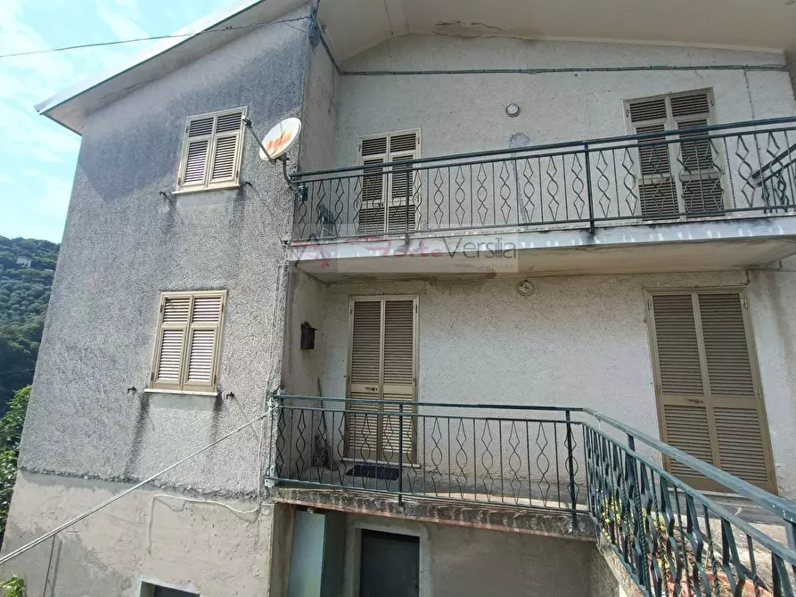 Immagine 8 di Casa semindipendente in vendita  a Montignoso