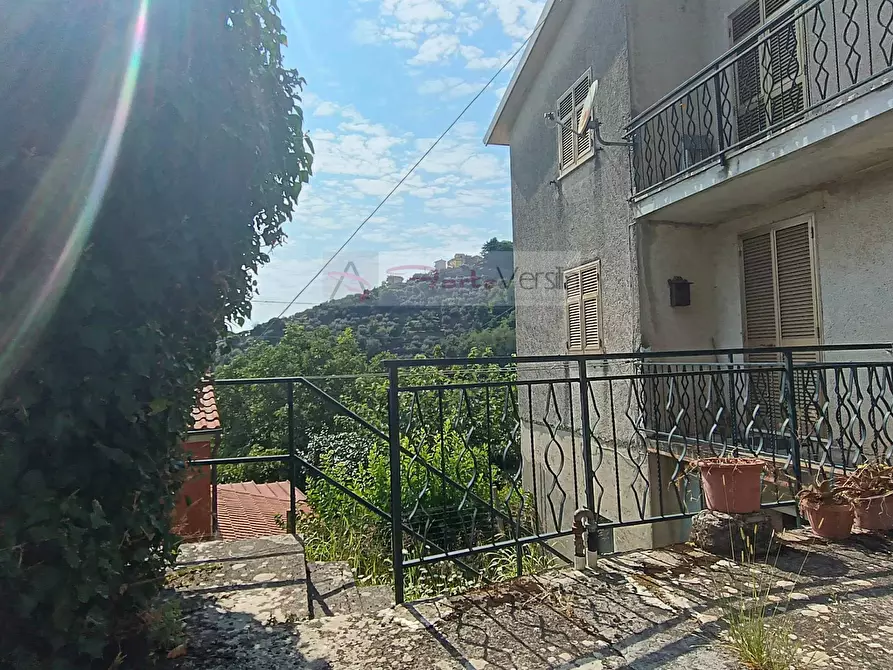 Immagine 7 di Casa semindipendente in vendita  a Montignoso