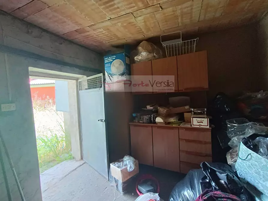 Immagine 23 di Casa semindipendente in vendita  a Montignoso
