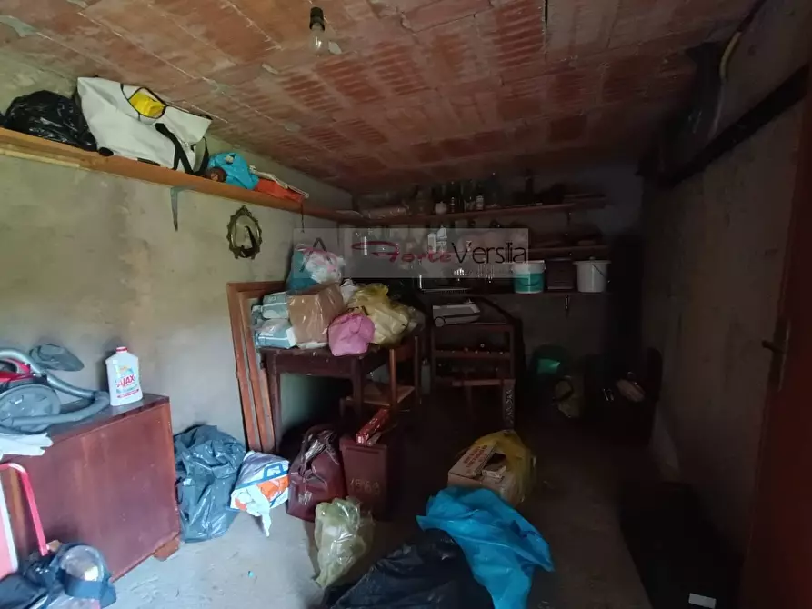 Immagine 25 di Casa semindipendente in vendita  a Montignoso