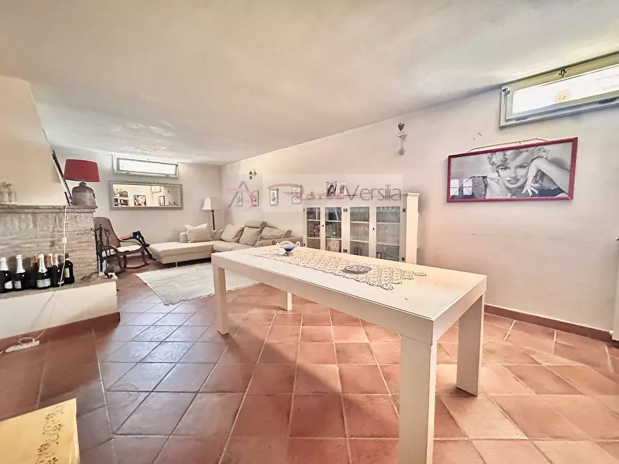 Immagine 38 di Villa in vendita  a Seravezza