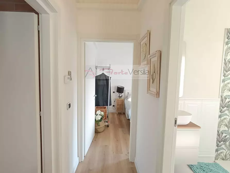 Immagine 14 di Appartamento in vendita  a Montignoso