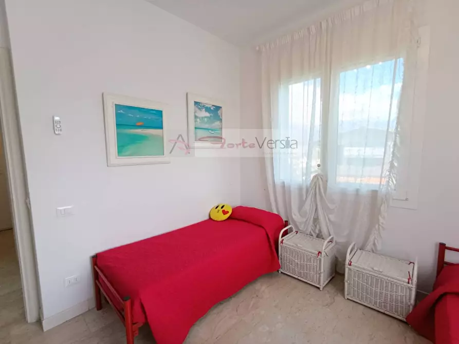 Immagine 23 di Casa indipendente in vendita  a Forte Dei Marmi