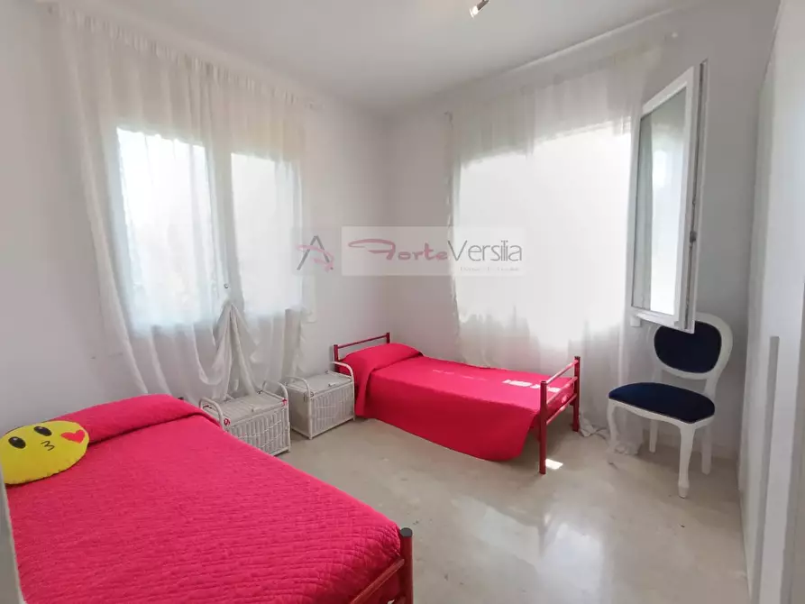 Immagine 21 di Casa indipendente in vendita  a Forte Dei Marmi